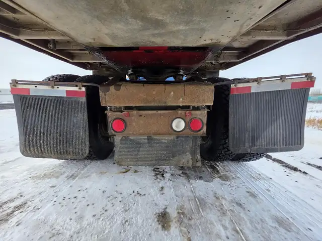 2012 PETERBILT 388 in Heavy Trucks in Saskatoon - Image 41
