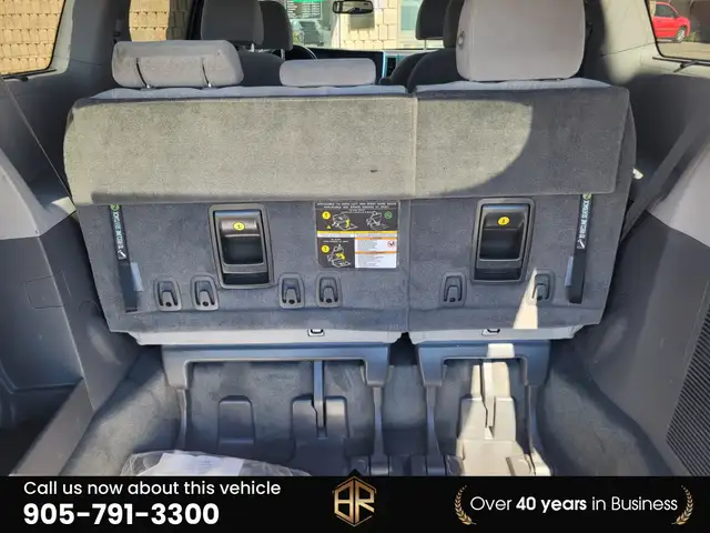 2018 Toyota Sienna LE | AWD | Power doors in Cars & Trucks in Mississauga / Peel Region - Image 35