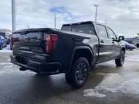 CLEAN CARFAX ONE OWNER, Heated and Cooled Front Seats, 360 Camera, SUNROOF, Massaging Front Seats, S... (image 4)