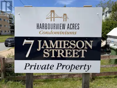 Affordable downtown Dartmouth living with everything at your doorstep! This 2 bedroom, 1 bathroom co...