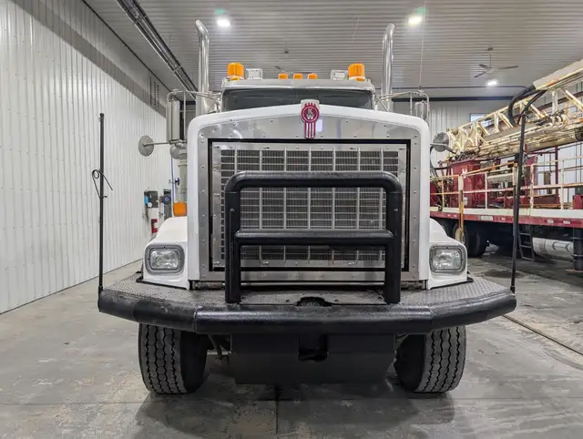 2013 KENWORTH C500 in Heavy Trucks in Kamloops - Image 3