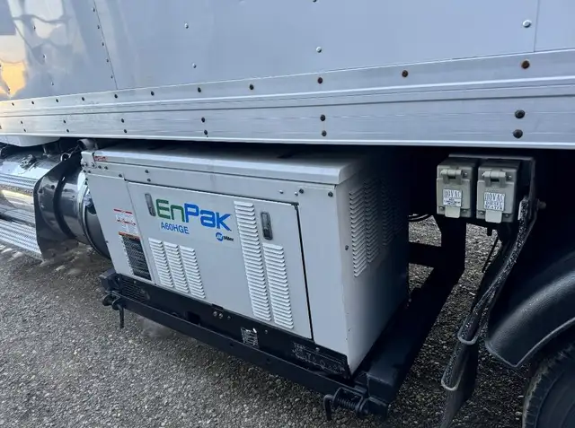 2018 PETERBILT 337 in Heavy Trucks in Calgary - Image 6