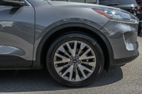 Ford Escape * Caméra recul * Mags * Climatisation * Bluetooth * AWD * Reprit en échange ici en conce... (image 6)