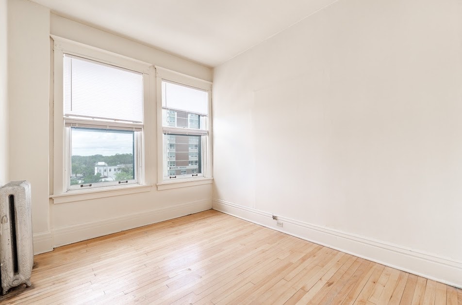309 Sherbrook- Casa Loma Apts- 1 Bedroom 4