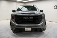 Treat yourself to the features you deserve in the well optioned, locally owned & serviced 2024 GMC S... (image 1)
