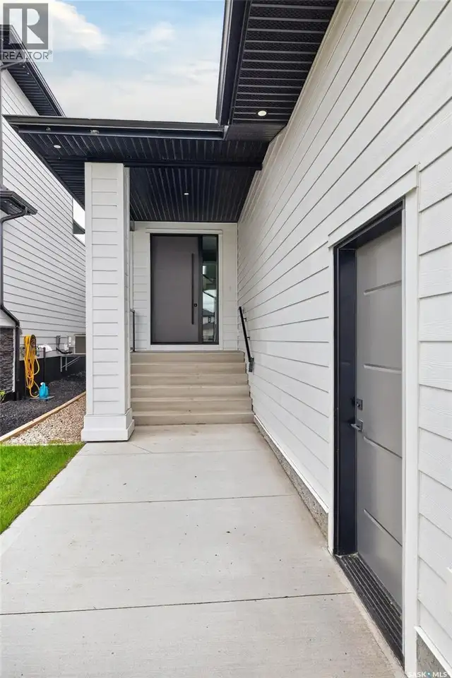 428 Woolf BEND Saskatoon, Saskatchewan in Houses for Sale in Saskatoon - Image 4