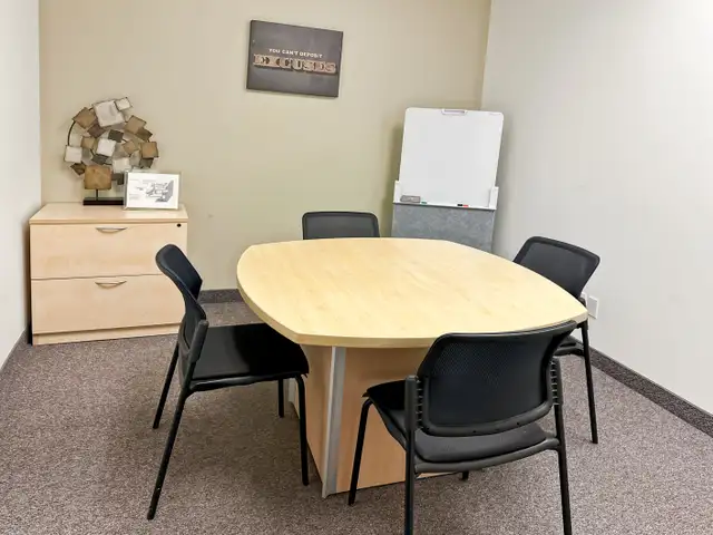 Office space for rent for 1 person in Glen Abbey in Commercial & Office Space for Rent in Oakville / Halton Region - Image 18