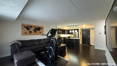 STUNNING 2-BEDROOM CONDO WITH MODERN AMENITIES