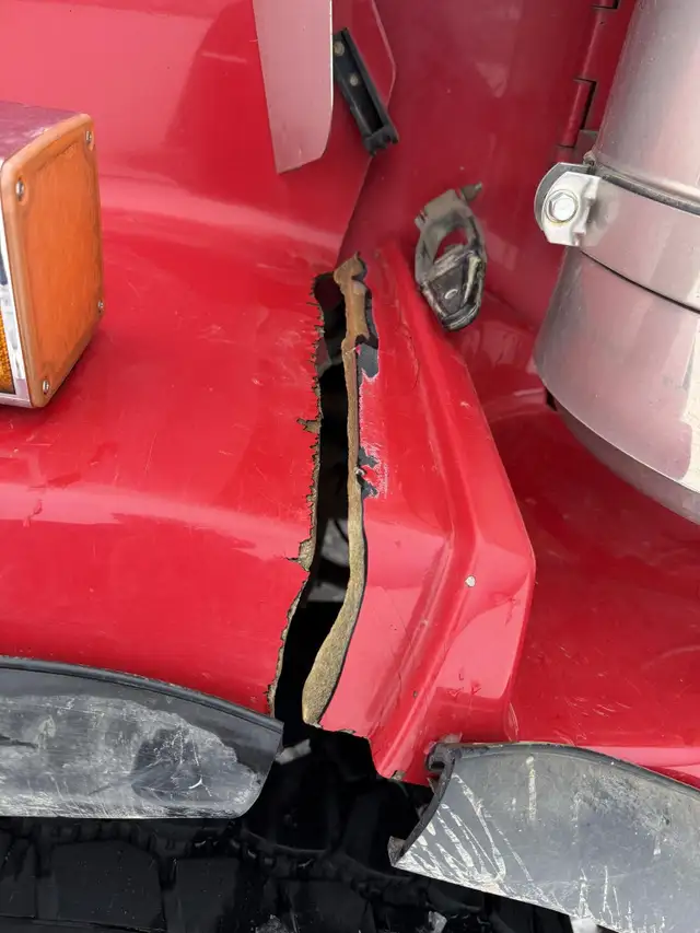 2006 KENWORTH T800 in Heavy Trucks in Saskatoon - Image 29