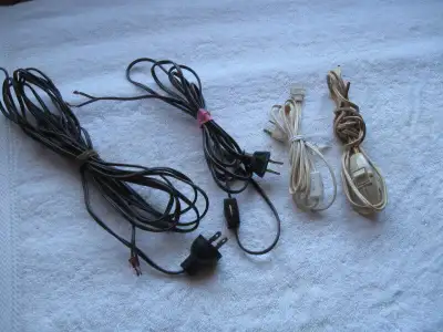 AUBAINE – 4 FILS POUR LAMPES / 3 avec interrupteurs à bascule, View more