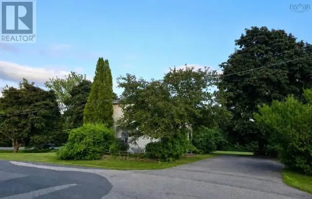 3 Reagh Avenue Middleton, Nova Scotia in Houses for Sale in Yarmouth - Image 9