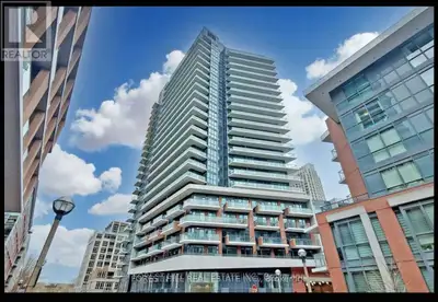 812 - 38 IANNUZZI STREET Toronto (Niagara), Ontario