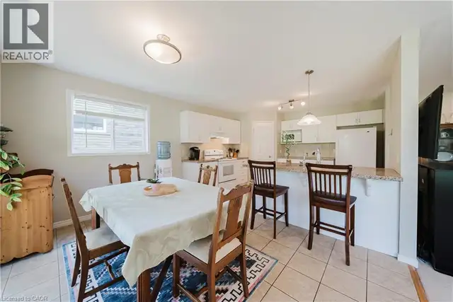 24 JOSEPH LICHTI Lane Baden, Ontario in Houses for Sale in Kitchener / Waterloo - Image 14