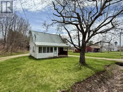 Welcome to your new home - 5718 Highway 2, Bass River. This newly upgraded two-bedroom gem boastsan...