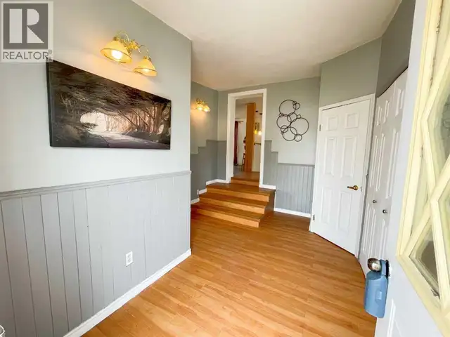 50, 5301 2nd Street Coalhurst, Alberta in Houses for Sale in Lethbridge - Image 4