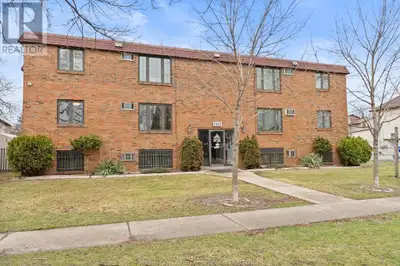 1160 HOWARD Unit# 201 Windsor, Ontario