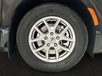Cloth Bucket Seats, Remote Start System, Heated Front Seats, Heated Steering Wheel, Uconnect 5 W 7 D... (image 9)