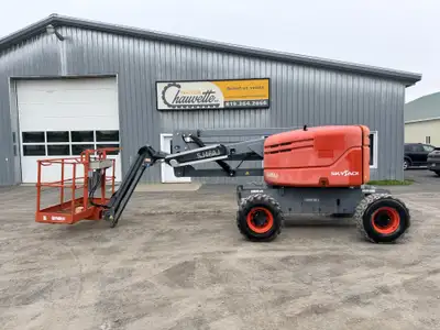4x4 Plateforme Élévatrice Nacelle Articulé Moteur Gaz et Propane Élévation 46' 2681 Hres Financement...
