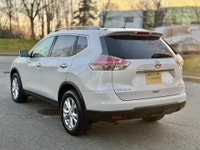 2016 Nissan Rogue SV | No Accidents | 1 Owner | AWD | Panoramic Sunroof | 360° Camera Fresh Trade |... (image 6)