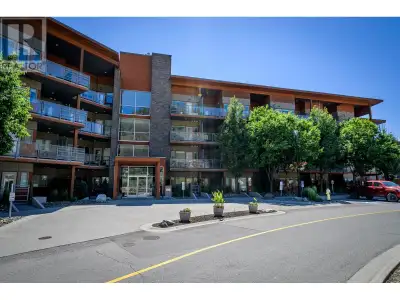 Top-floor living with the best view in the complex — enjoy unobstructed city and river views from th...