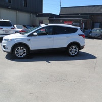This 2019 Ford Escape SEL is a sleek and reliable SUV that is sure to turn heads on the road. With i... (image 5)