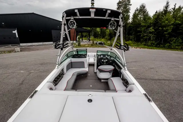 2011 Supra SUNSPORT 20V in Powerboats & Motorboats in Rimouski / Bas-St-Laurent - Image 12