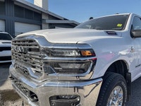This Ram 3500 boasts a Intercooled Turbo Diesel I-6 6.7 L/408 engine powering this Automatic transmi... (image 8)