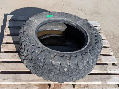 (1) Toyo M/T Open Country 35/12.5R20LT Tire TOYO M/T OPEN COUNTRY