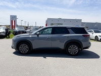 CARFAX Canada No Reported Accidents | SL Trim | 4WD | Boulder Gray Pearl Stand out in this stunning... (image 3)