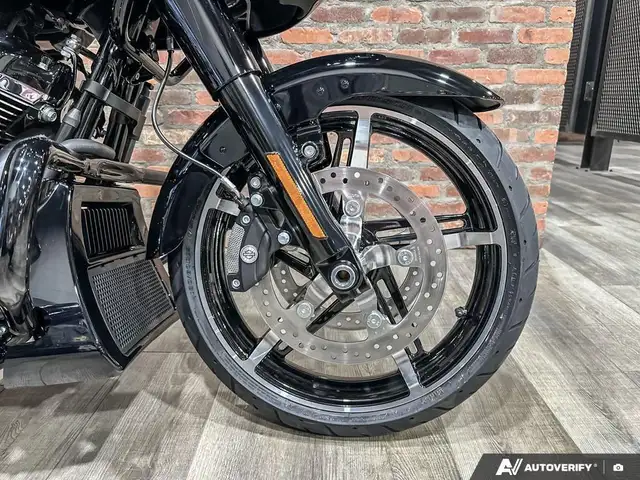 2026 Harley-Davidson ROAD GLIDE in Sport Touring in Calgary - Image 7