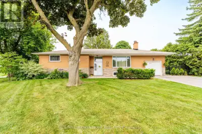 LOWER - 344 WOODLEA AVENUE Oshawa (Northglen), Ontario