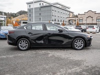 No Accidents - Keyless Ignition - Blindspot Monitoring - Backup Camera - Heated Front Seats The 2019... (image 9)