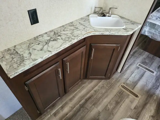 2019 Jayco JAY FLIGHT 235 RKS in Travel Trailers & Campers in St. Albert - Image 26