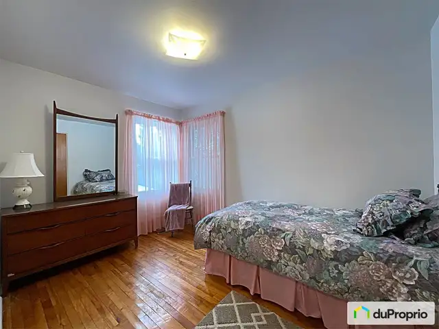 $549,000 - 1 1/2 Storey for sale in St-Laurent in Houses for Sale in City of Montréal - Image 7