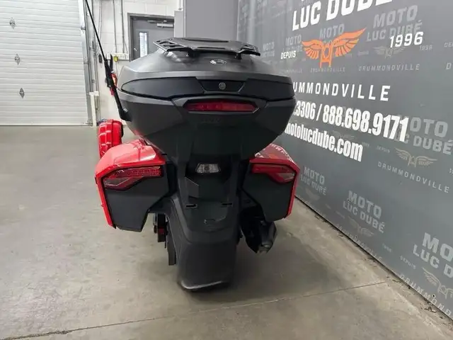 2022 Can-Am Spyder F3 Limited in Sport Touring in Drummondville - Image 10
