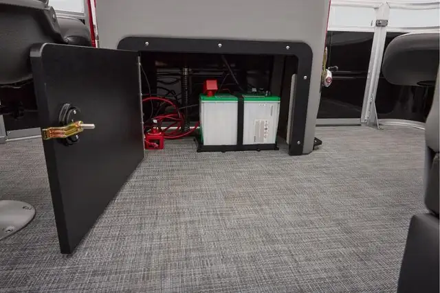 2026 Sun Tracker SportFish 22 XP3 TRITOON-ponton boat in Powerboats & Motorboats in Vernon - Image 22