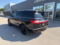 2021 Lincoln Navigator Reserve | Luxury Without Compromise Experience premium luxury, exceptional pe... (image 2)