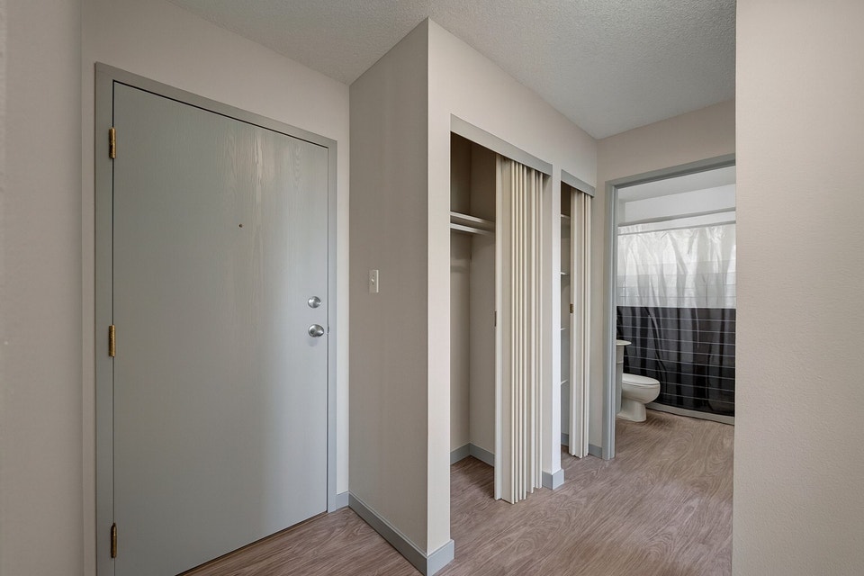 3 Bed x 1.5 Bath Apartment for Rent on 147th Ave 5