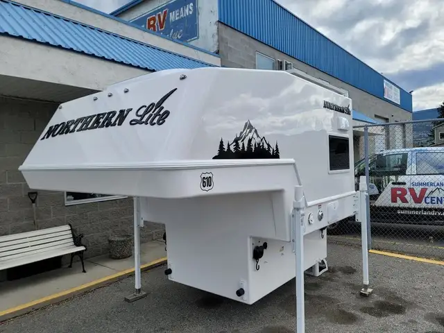 2025 Northern Lite 610 Half-Ton Camper in Travel Trailers & Campers in Penticton - Image 4