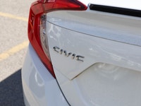 2021 Honda Civic Sedan Sport Sporty styling and everyday reliability come together in this 2021 Hond... (image 9)