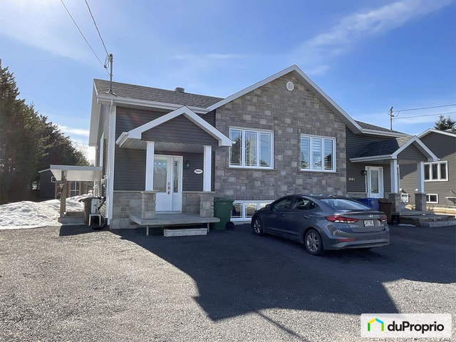 $373,000 - Semi-detached for sale in Chicoutimi (Laterrière) — photo 1