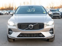 Accident free, local trade in, serviced at Volvo dealerships in Calgary, panoramic sunroof, Apple Ca... (image 9)