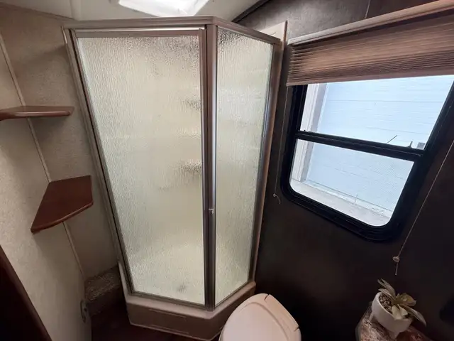 2014 Heartland WILDERNESS 2175RB  in Travel Trailers & Campers in St. Albert - Image 14