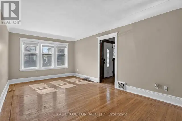 72 HOUGHTON AVENUE S Hamilton (Delta), Ontario in Houses for Sale in Hamilton - Image 9