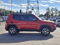 Come see this certified 2021 Jeep Renegade Trailhawk 4WD | Pano Sunroof | Kenwood Audio | Trailer Gr... (image 5)