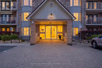 Super spacious and meticulously maintained, this 1,000 square foot condo has nothing left to do but...