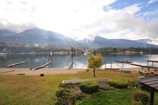 7588 HIGHWAY 3A Balfour, British Columbia in Houses for Sale in Nelson - Image 4