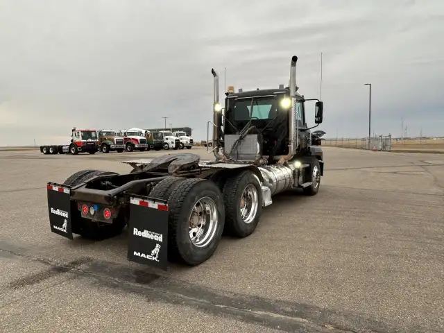 2019 Mack Anthem 64T HD D/C mDRIVE in Heavy Trucks in Regina - Image 6