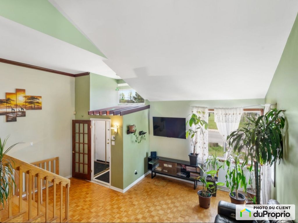 $579,000 - Split Level for sale in Rivière des Prairies — photo 1
