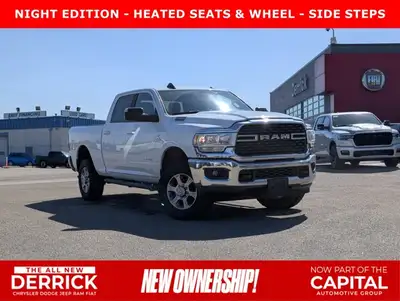 This pre-owned 2022 Ram 2500 Big Horn Crew Cab offers a clean and commanding look with its Bright Wh...